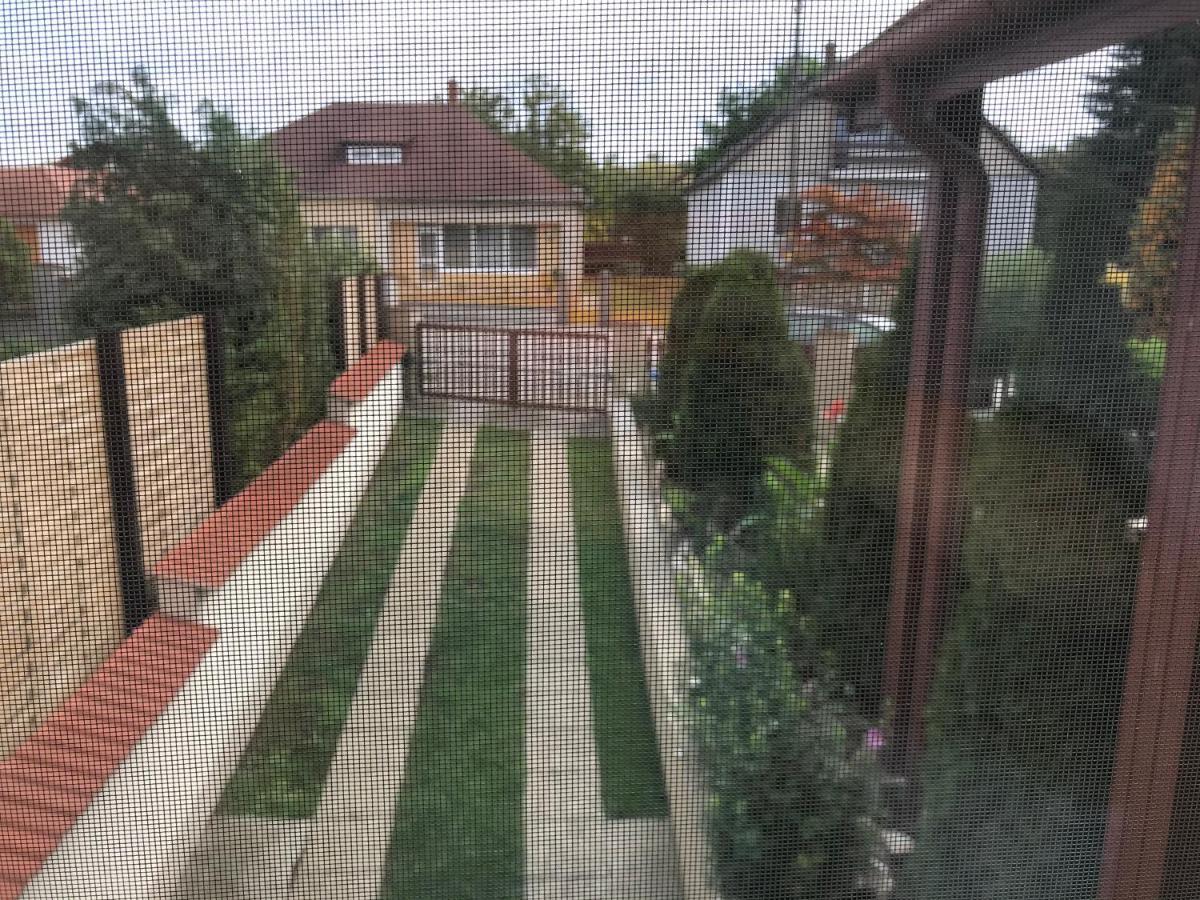 Apartman Tinasol Mosonmagyaróvár Buitenkant foto