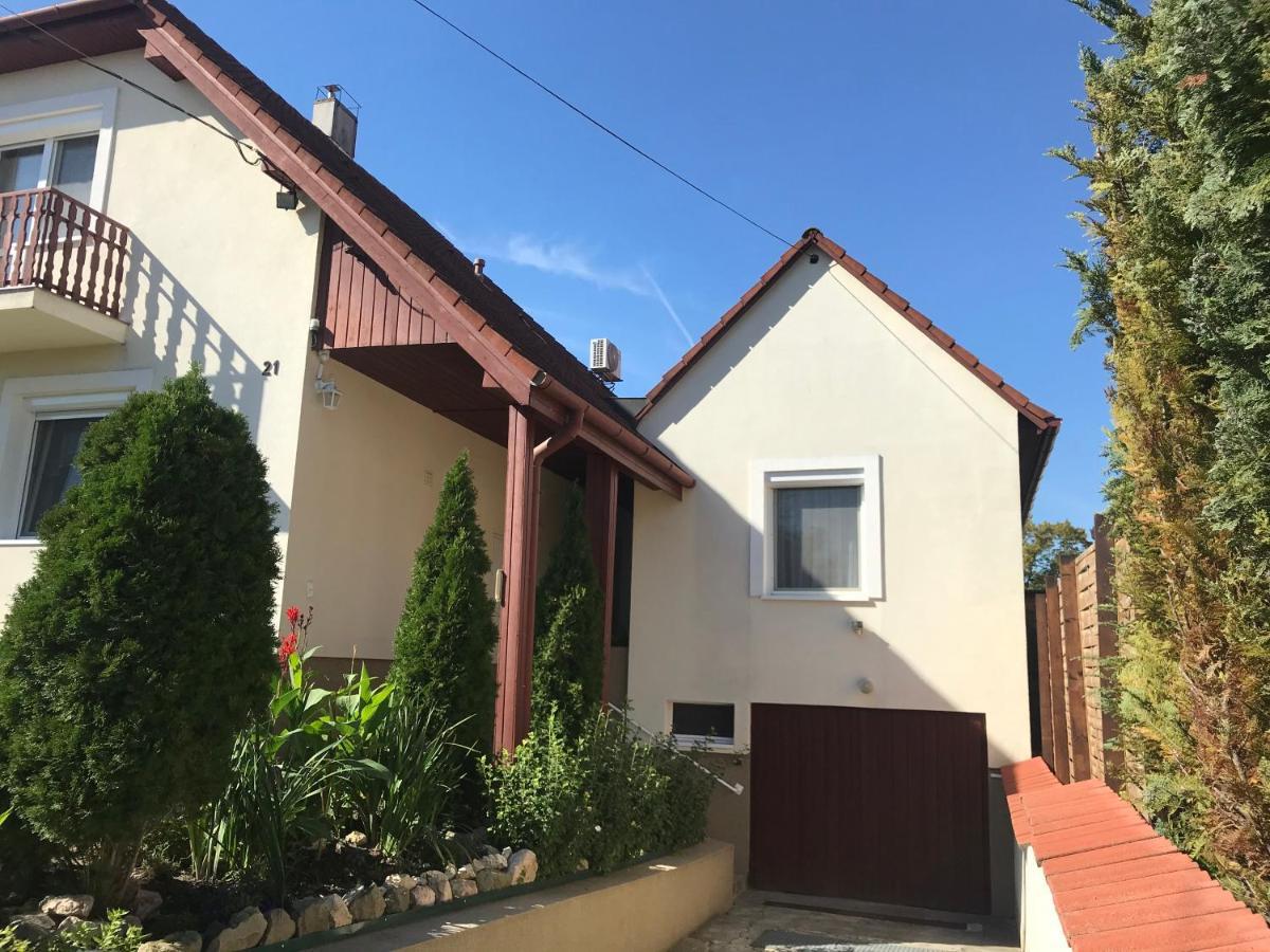 Apartman Tinasol Mosonmagyaróvár Buitenkant foto