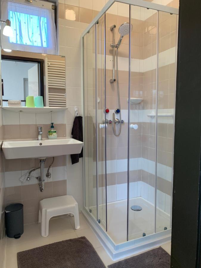 Apartman Tinasol Mosonmagyaróvár Buitenkant foto
