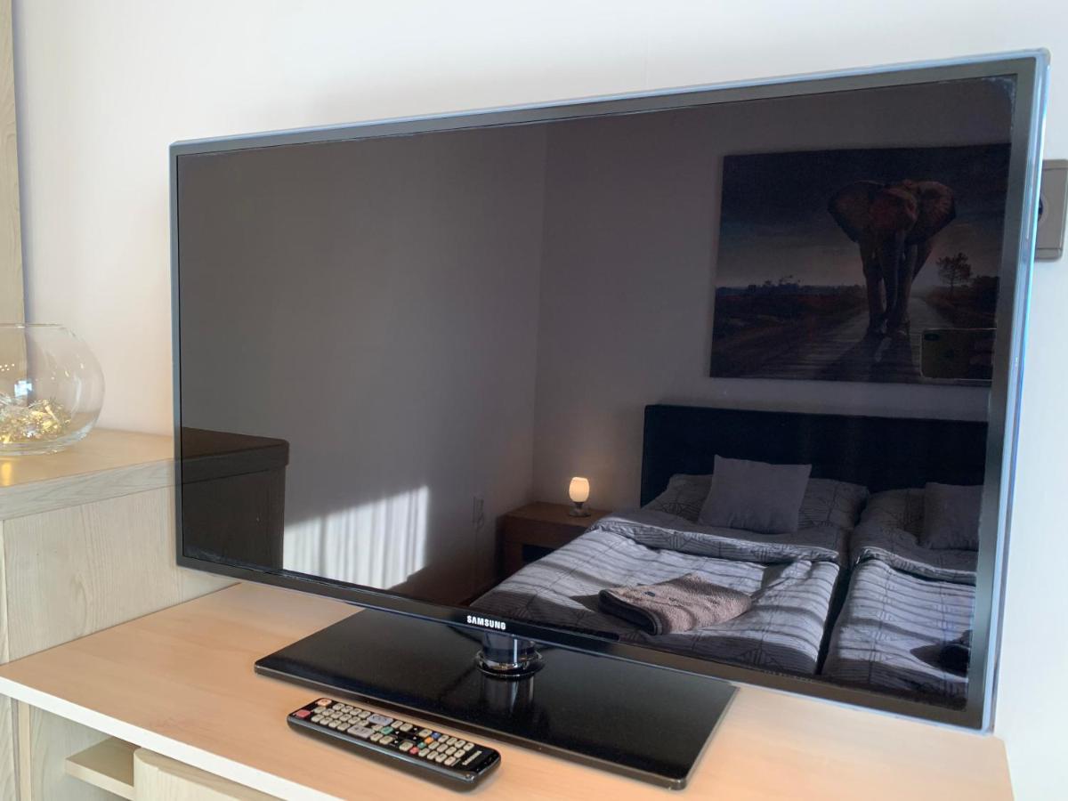 Apartman Tinasol Mosonmagyaróvár Buitenkant foto