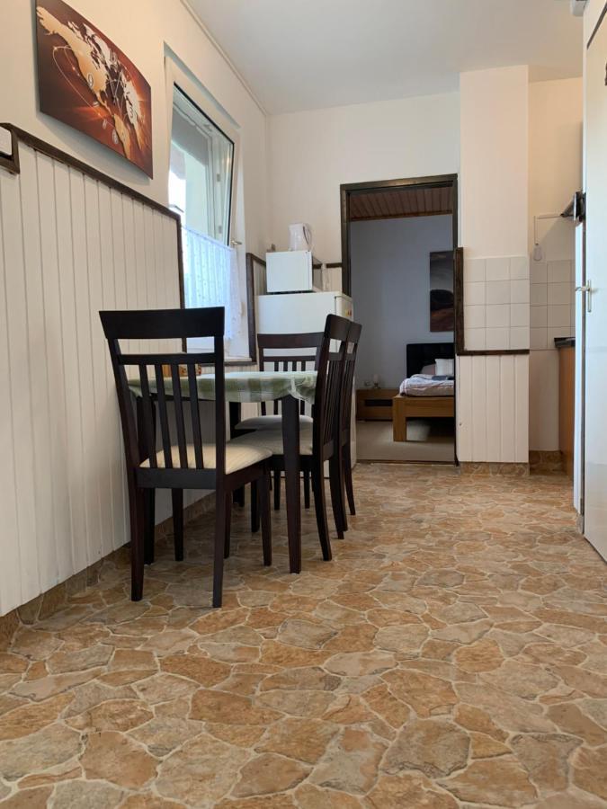 Apartman Tinasol Mosonmagyaróvár Buitenkant foto